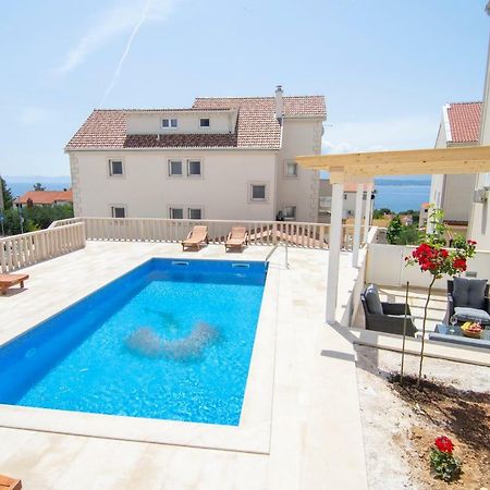 Apartments Sara 4 Бол Экстерьер фото