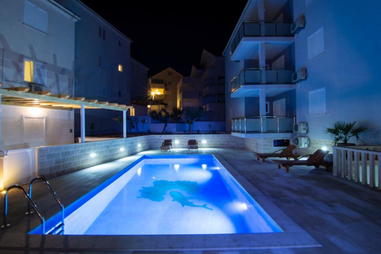 Apartments Sara 4 Бол Экстерьер фото