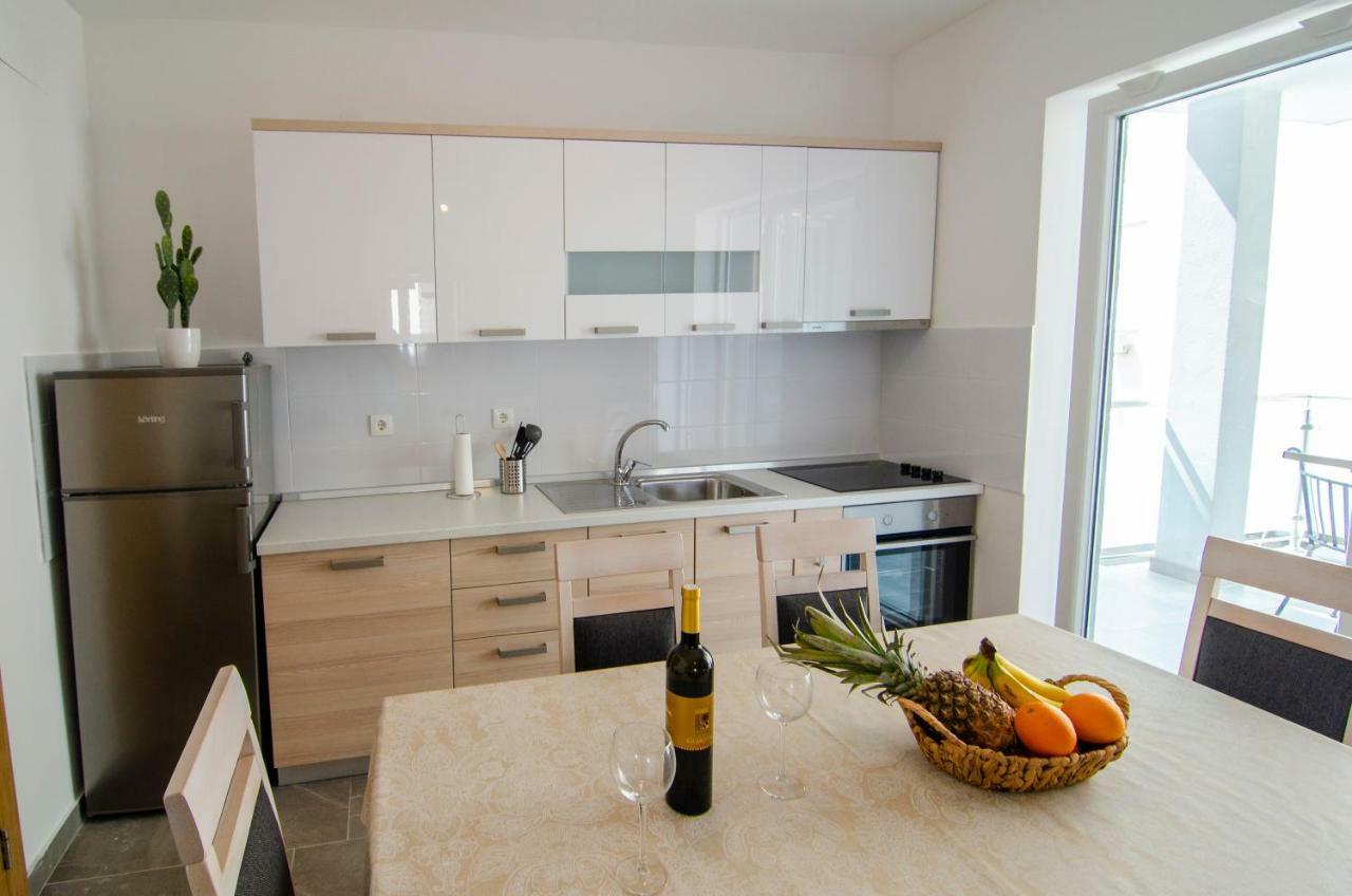 Apartments Sara 4 Бол Экстерьер фото